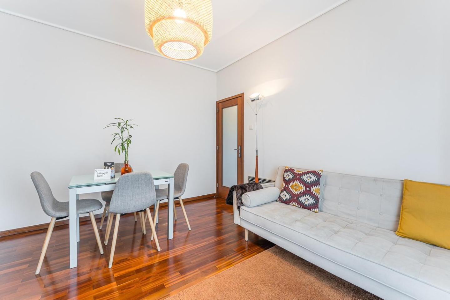 Apartmán Guestready - Warwick Avenue In Lapa Porto Exteriér fotografie